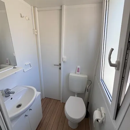 Mobile Nelly 841 Biograd Na Moru