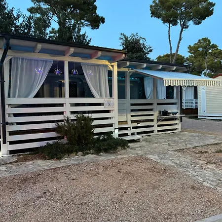 Campsite Mobile Nelly 775