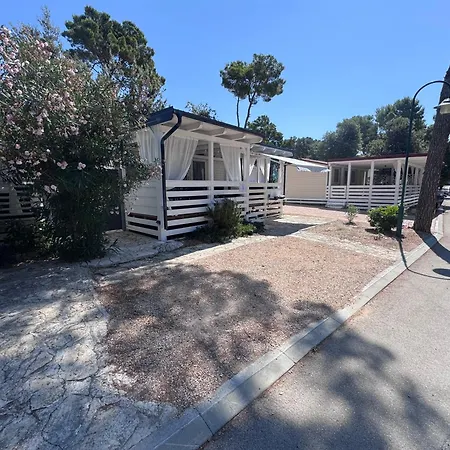 Mobile Nelly 775 Campsite Biograd Na Moru