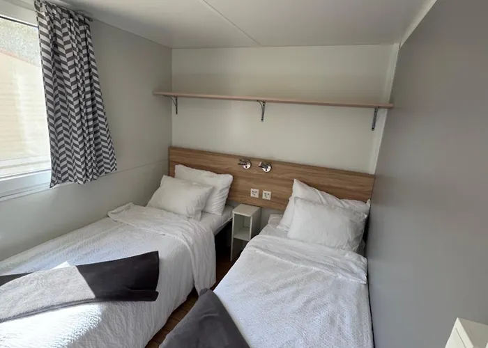 Kamp alanı Mobile Nelly 841